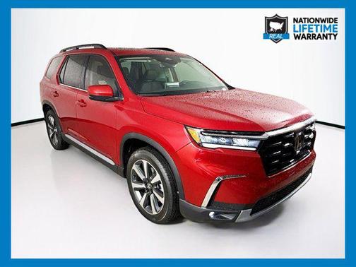 2025 Honda Pilot Touring 8-Passenger