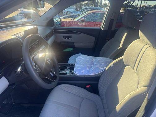 2024 Honda Pilot LX