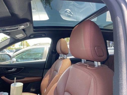 2024 Audi Q7 45 Premium