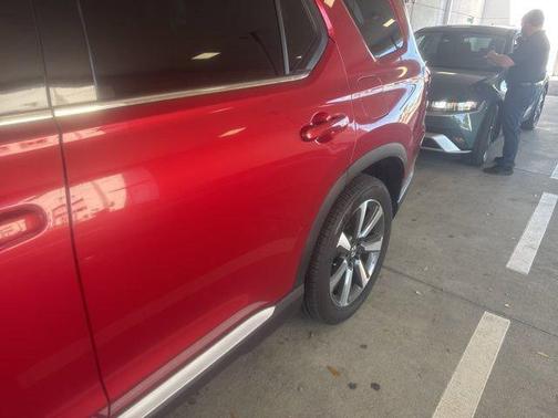 2025 Honda Pilot Touring 8-Passenger