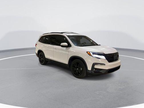2022 Honda Pilot AWD Black Edition