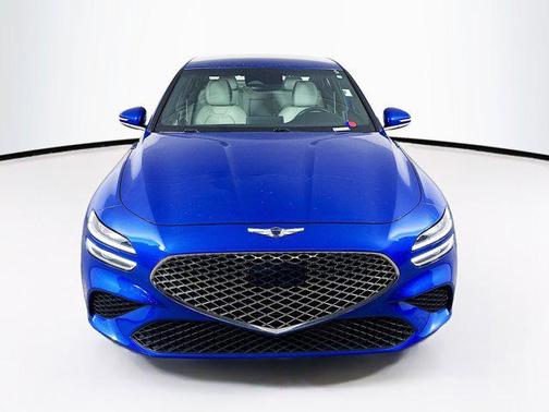 2022 Genesis G70 2.0T RWD