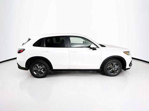 White 2026 Honda HR-V LX