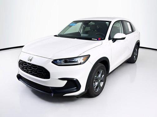 White 2026 Honda HR-V LX