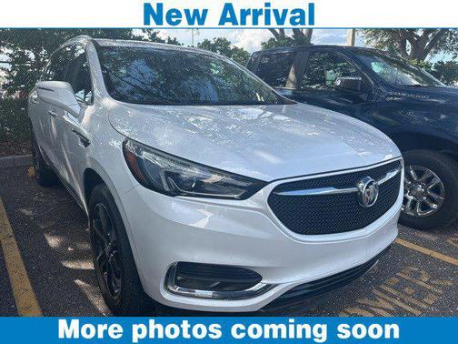 2020 Buick Enclave Essence