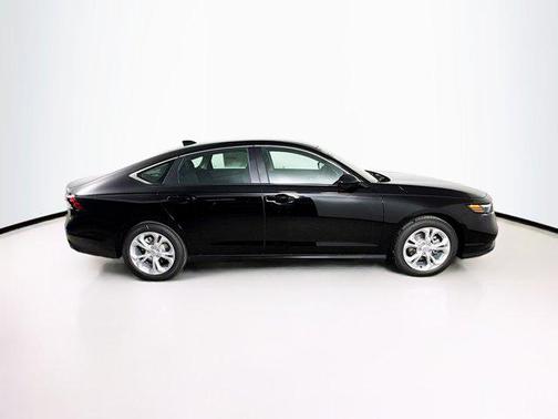 2025 Honda Accord LX 1.5T