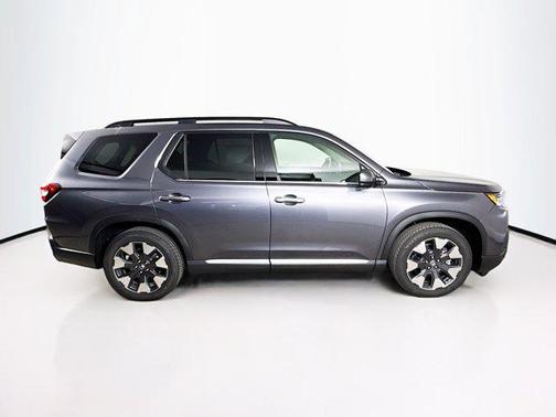Modern Steel Metallic 2026 Honda Pilot Elite