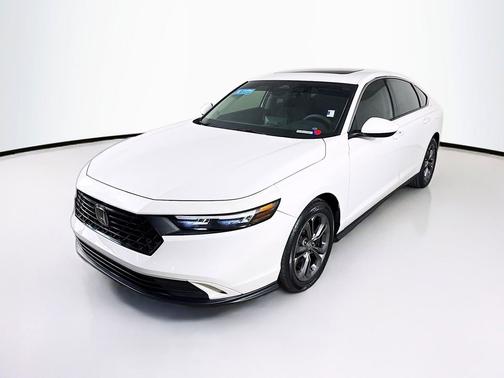 White 2023 Honda Accord EX