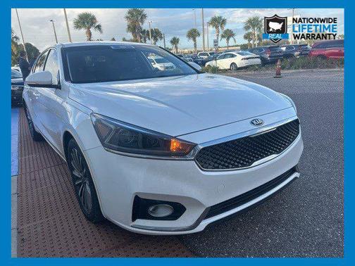 2017 Kia Cadenza Premium