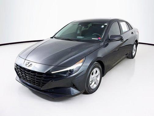 2023 Hyundai ELANTRA SE