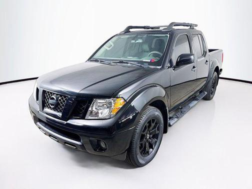 Magnetic Black Pearl 2020 Nissan Frontier SV