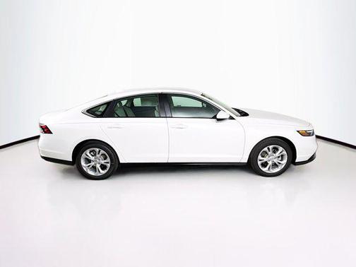 2025 Honda Accord LX 1.5T