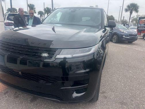 2024 Land Rover Range Rover Sport SE
