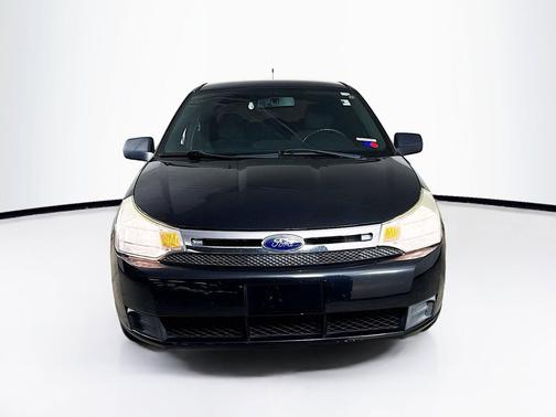 Black 2010 Ford Focus SE