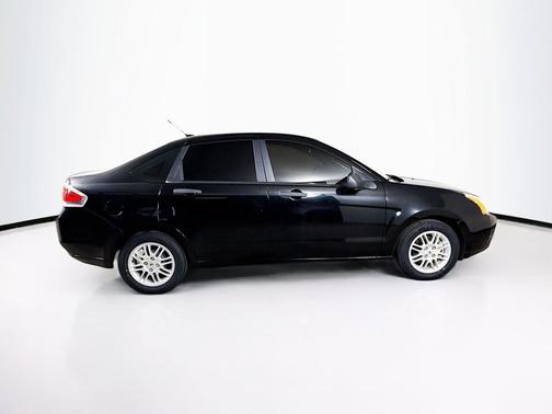 Black 2010 Ford Focus SE