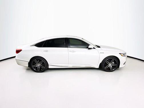 2022 Honda Accord Hybrid Touring