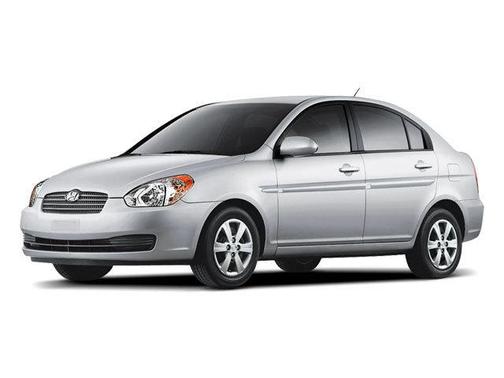 Nordic White 2009 Hyundai Accent GLS