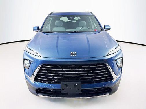 2025 Buick Enclave Preferred FWD