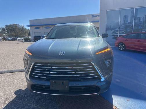 2025 Buick Enclave Preferred FWD