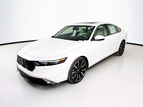 2025 Honda Accord Hybrid Touring