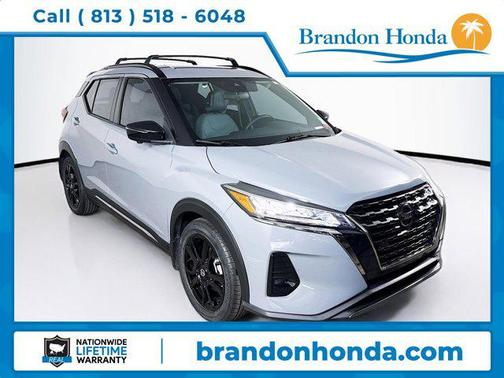 2021 Nissan Kicks SR