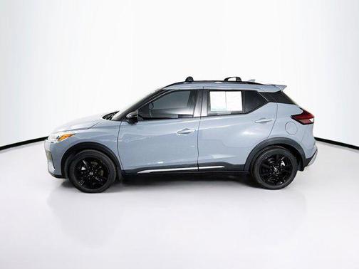 2021 Nissan Kicks SR