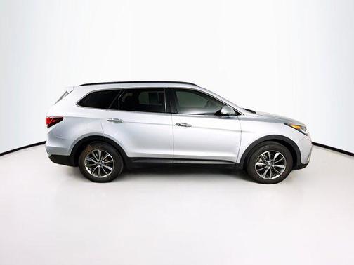 2019 Hyundai Santa Fe XL SE