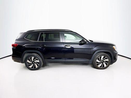 2024 Volkswagen Atlas 2.0T SE w/Technology 4MOTION