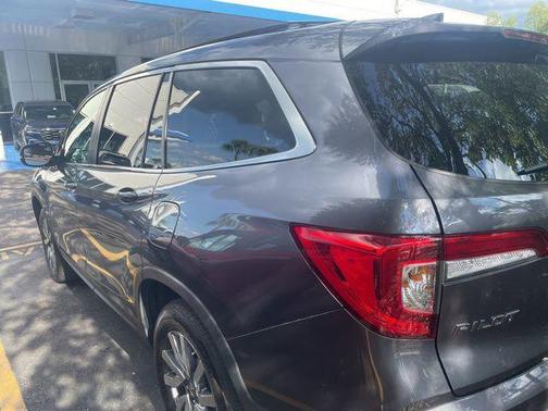 Gray 2021 Honda Pilot 2WD EX
