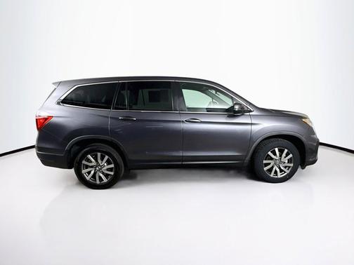 Gray 2021 Honda Pilot 2WD EX