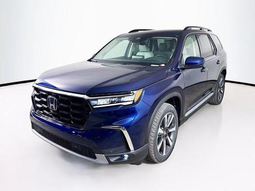 2025 Honda Pilot Touring 8-Passenger