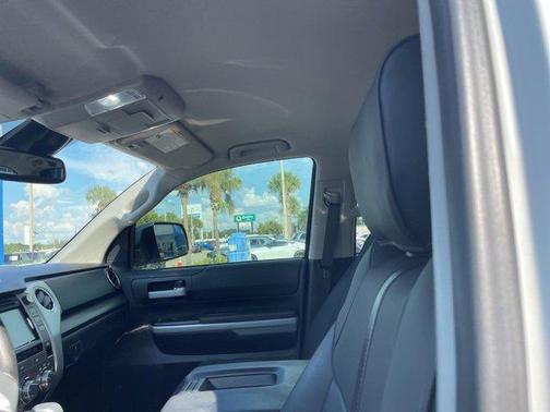 2018 Toyota Tundra SR5