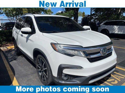 2022 Honda Pilot Touring 8-Passenger