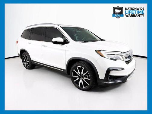 2022 Honda Pilot Touring 8-Passenger
