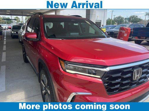 2023 Honda Pilot Touring 8-Passenger