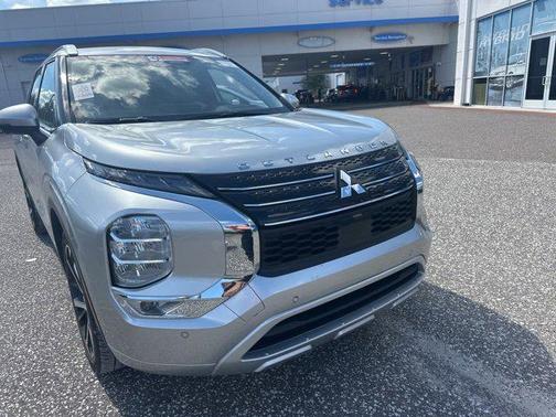 2023 Mitsubishi Outlander SEL 2.5 2WD