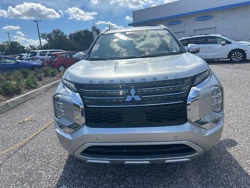 2023 Mitsubishi Outlander SEL 2.5 2WD