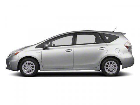 2013 Toyota Prius v Five