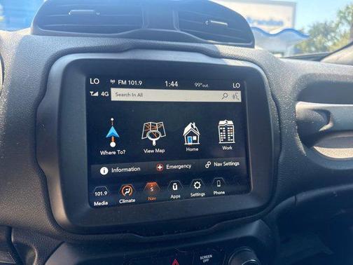 2022 Jeep Renegade Altitude