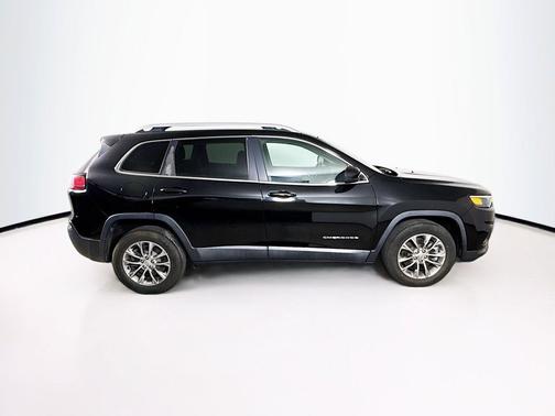 Diamond Black Crystal Pearlcoat 2021 Jeep Cherokee Latitude Lux