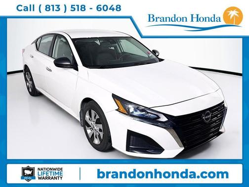 Glacier White 2024 Nissan Altima S FWD