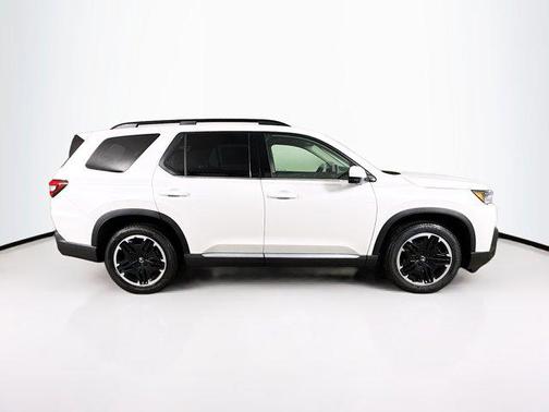 Platinum White Pearl 2026 Honda Pilot Touring 8-Passenger
