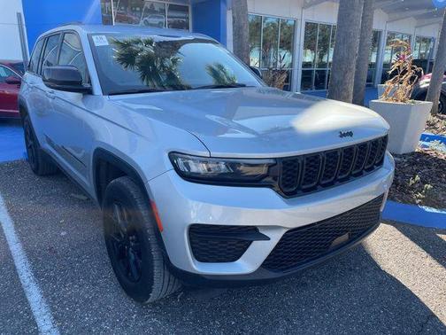 2024 Jeep Grand Cherokee Altitude