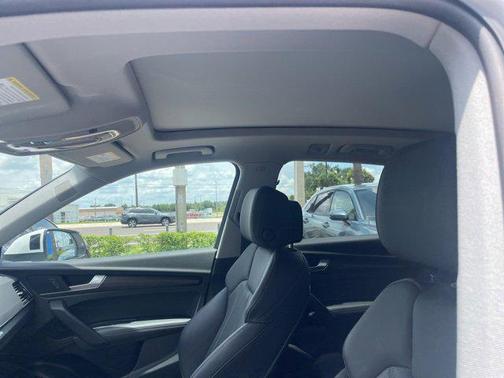2024 Audi Q5 45 S line Premium Plus