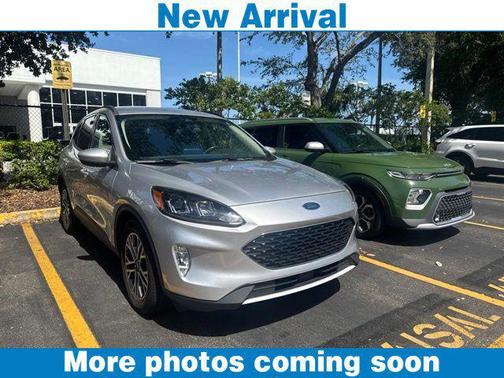 Ingot Silver 2020 Ford Escape SEL