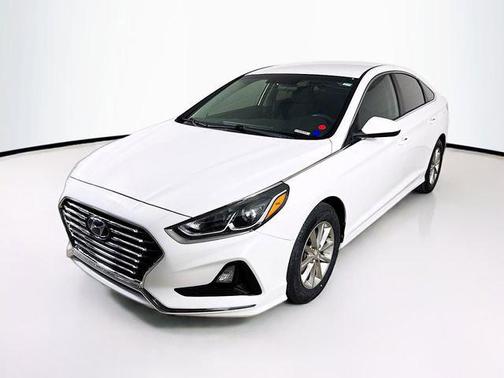 Quartz White Pearl 2019 Hyundai SONATA SE