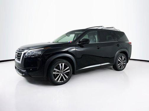 2024 Nissan Pathfinder Platinum FWD