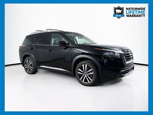 2024 Nissan Pathfinder Platinum FWD