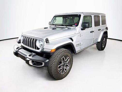 2024 Jeep Wrangler 4-Door Sahara 4x4