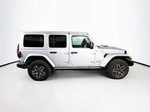 2024 Jeep Wrangler 4-Door Sahara 4x4